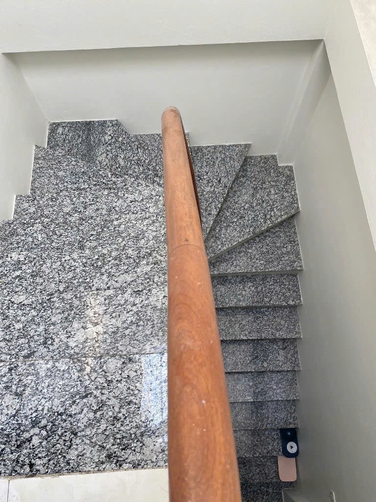 Bán nhà Nguyễn Văn Cừ,Long Biên 4 tầng,36m,mt6.3m oto đỗ cổng chỉ 7 tỷ - Ảnh 3